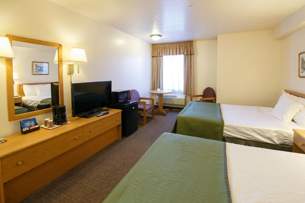 Standard Double Room, 2 Queen Beds