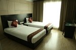 Deluxe Room в Boss Suites Nana Hotel