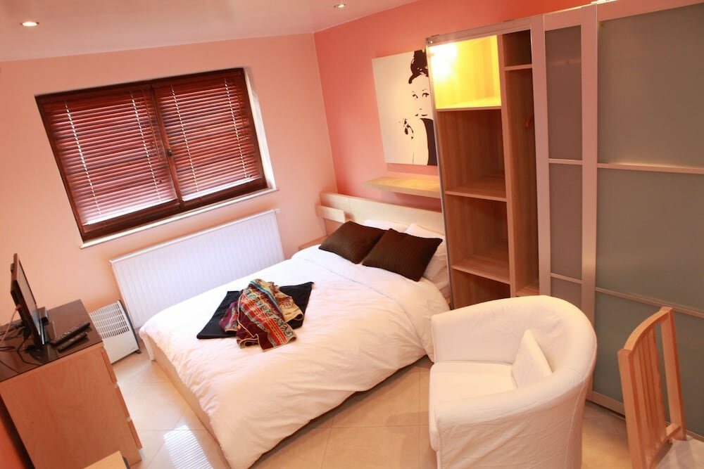 Premium Studio Suite, 1 Double Bed, Kitchenette