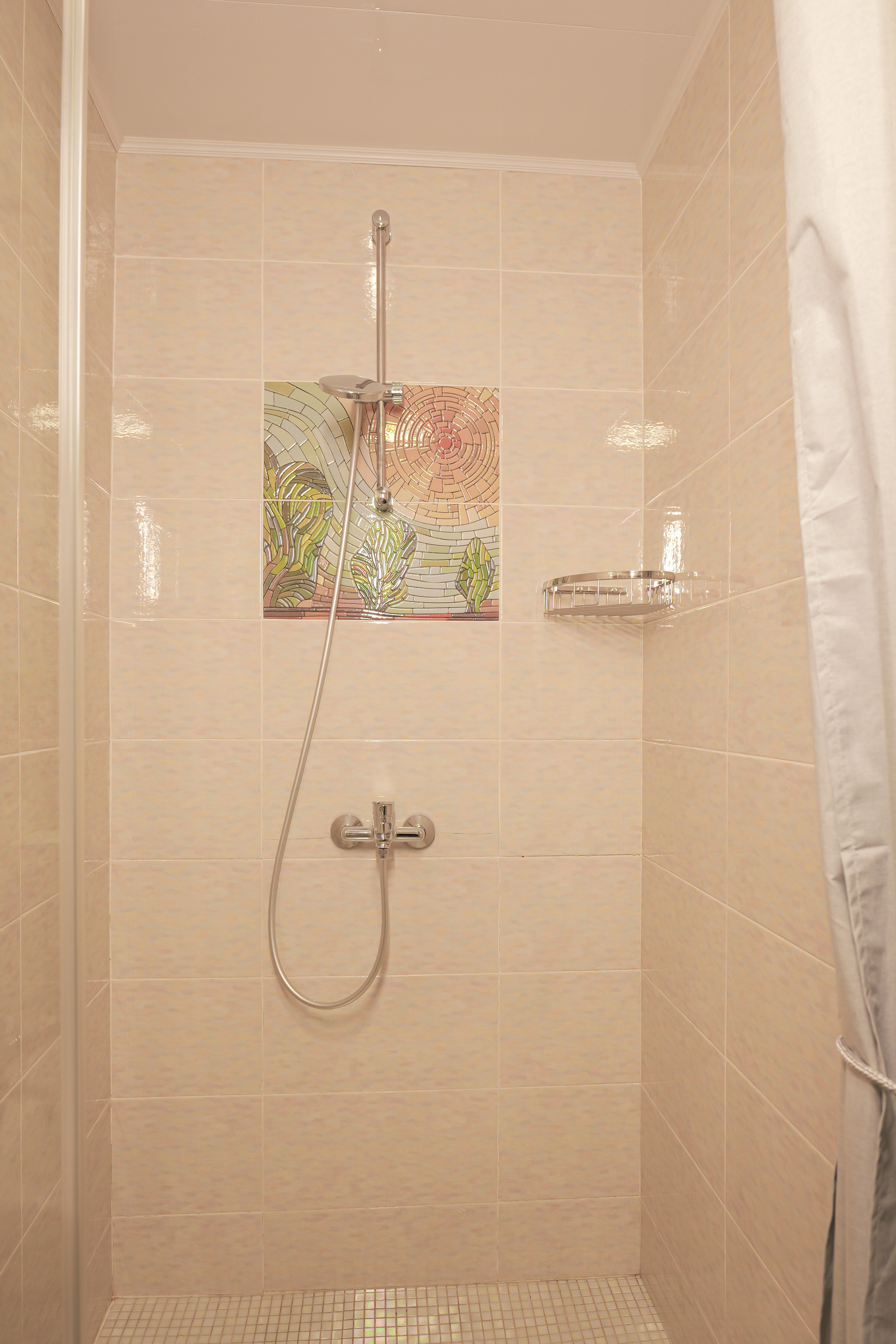 Трехместный номер «Комфорт» с душем