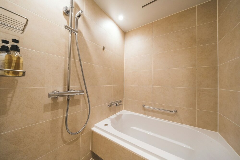 Premier Twin Room, Non Smoking, Bathtub