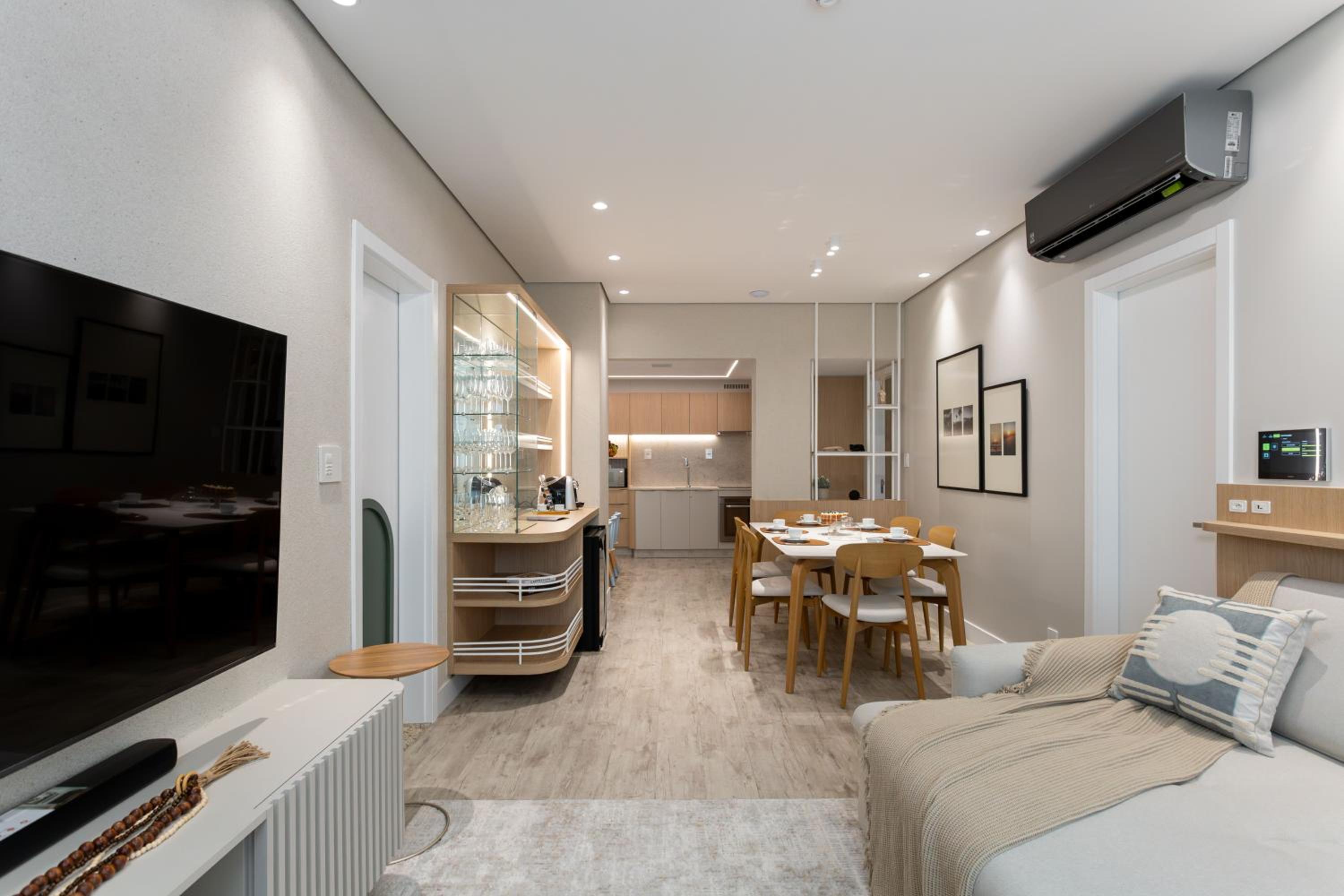 Three-Bedroom Deluxe Apartment