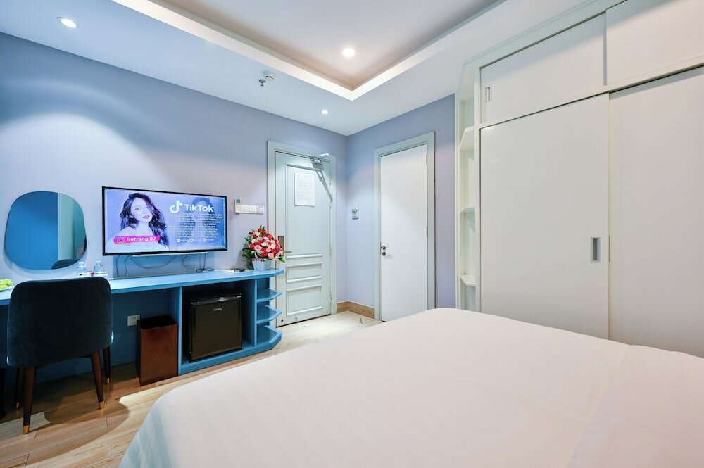 Deluxe Double Room No Window