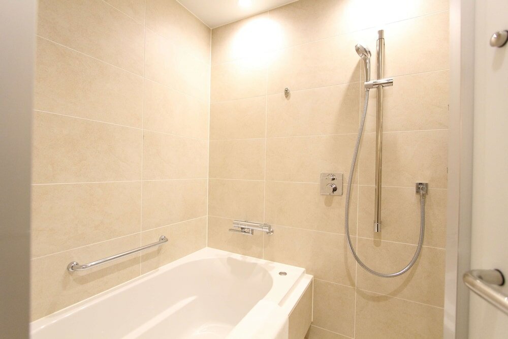 Superior Room, 1 King Bed, Non Smoking, Bathtub