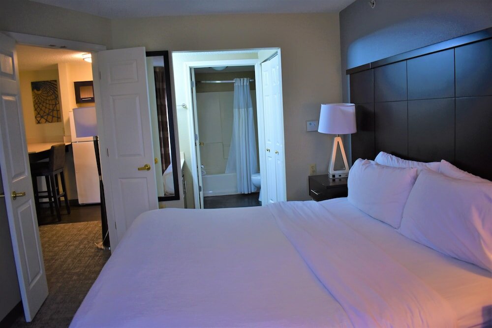 Suite, 1 Bedroom, Kitchen