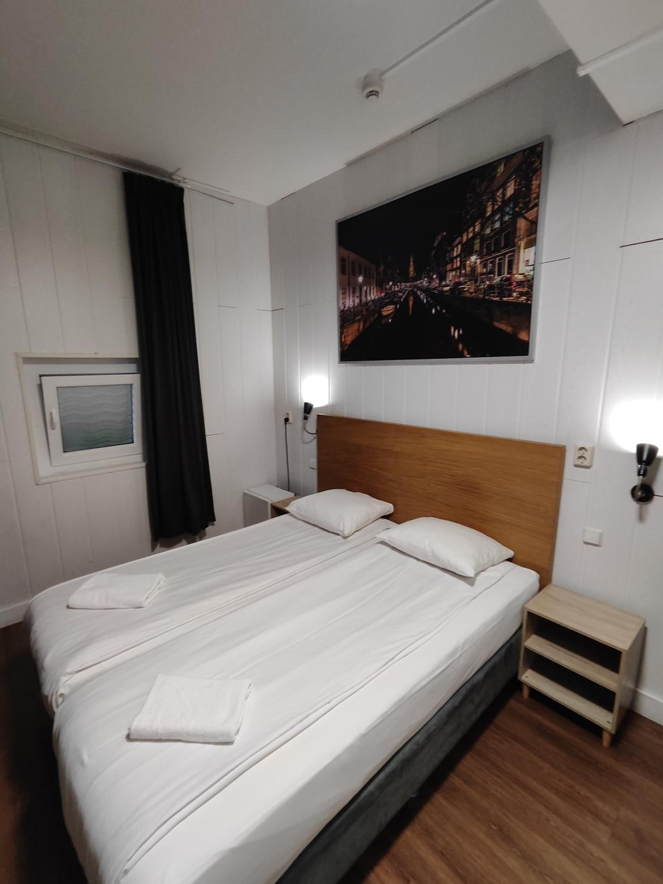 Budget Twin Room Without Window