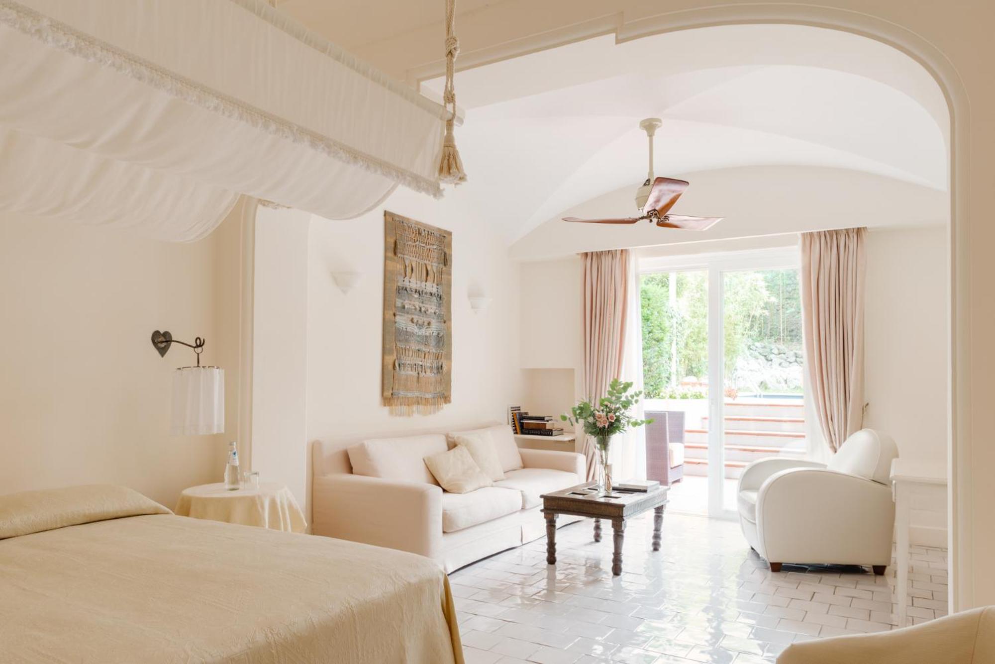 Deluxe with Private Pool and Garden