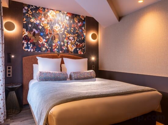 Classic Double or Twin Room