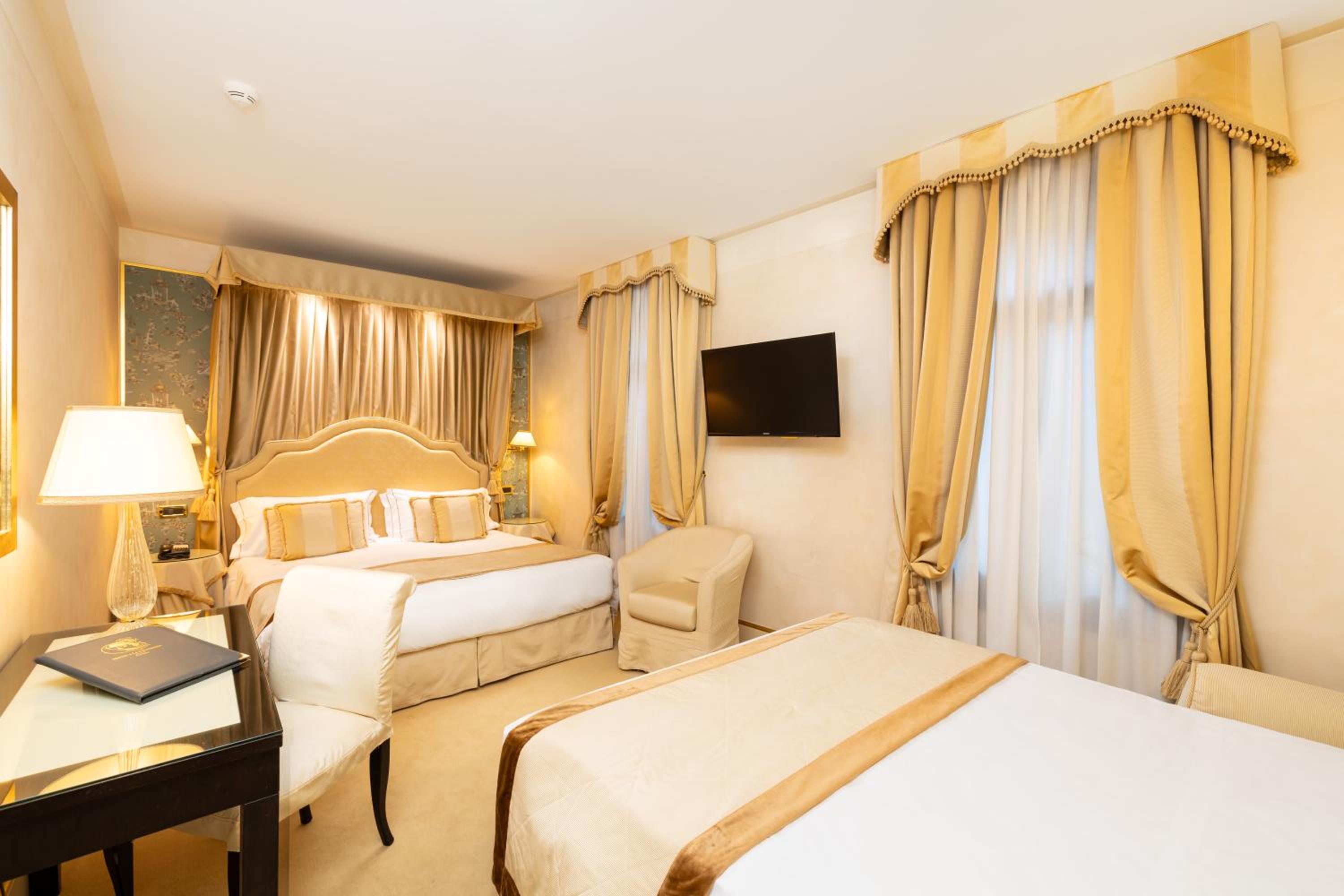Junior Suite (3 Adults)