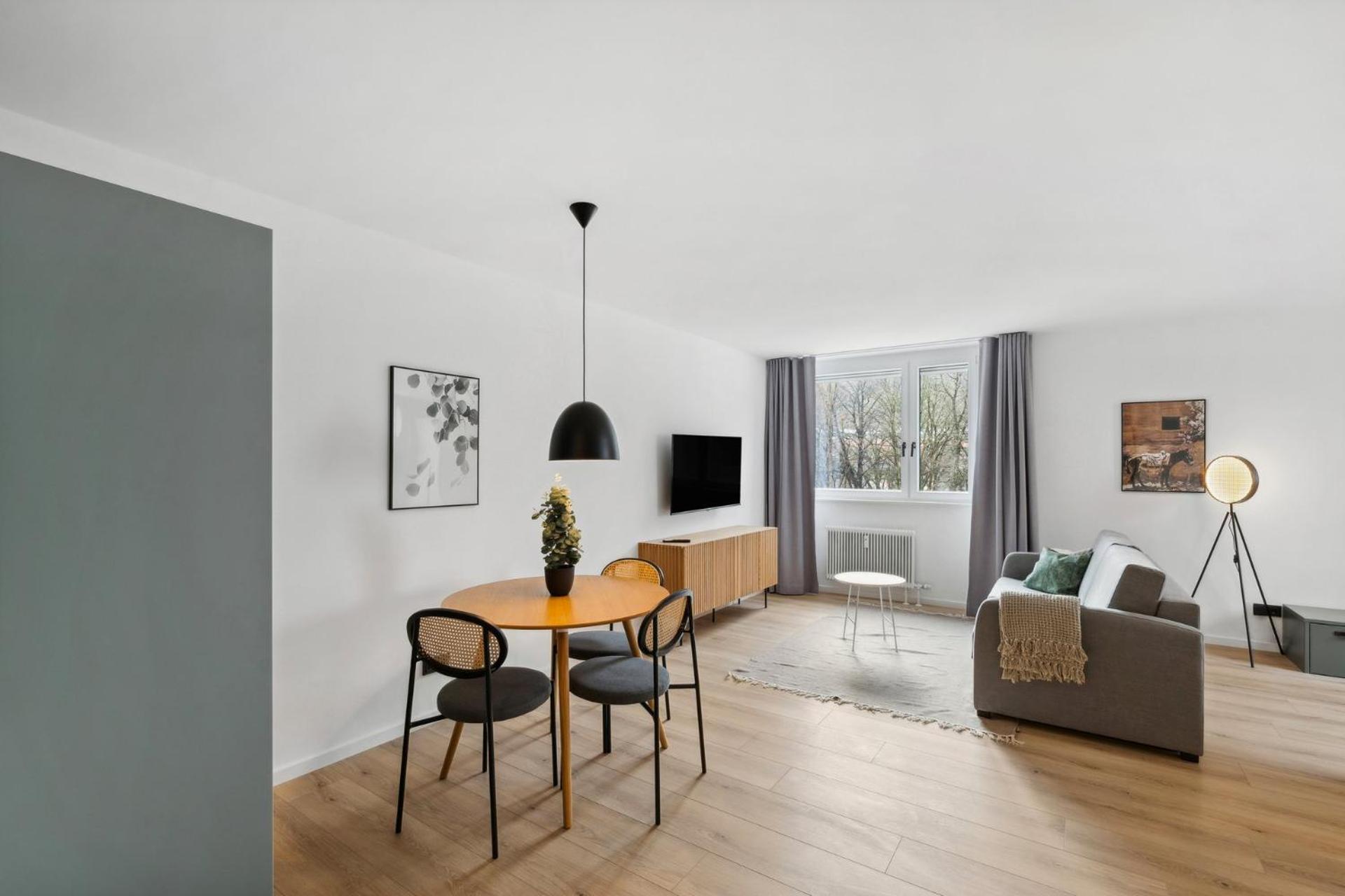 Queen Room with Sofa Bed