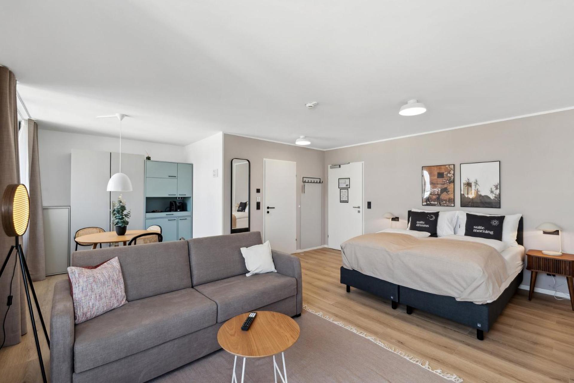 Queen Room with Sofa Bed