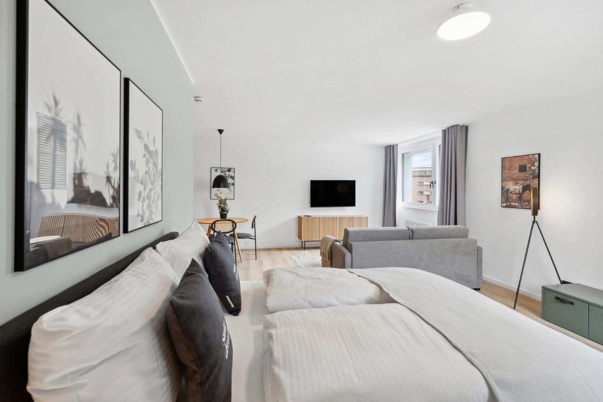 Queen Room with Sofa Bed