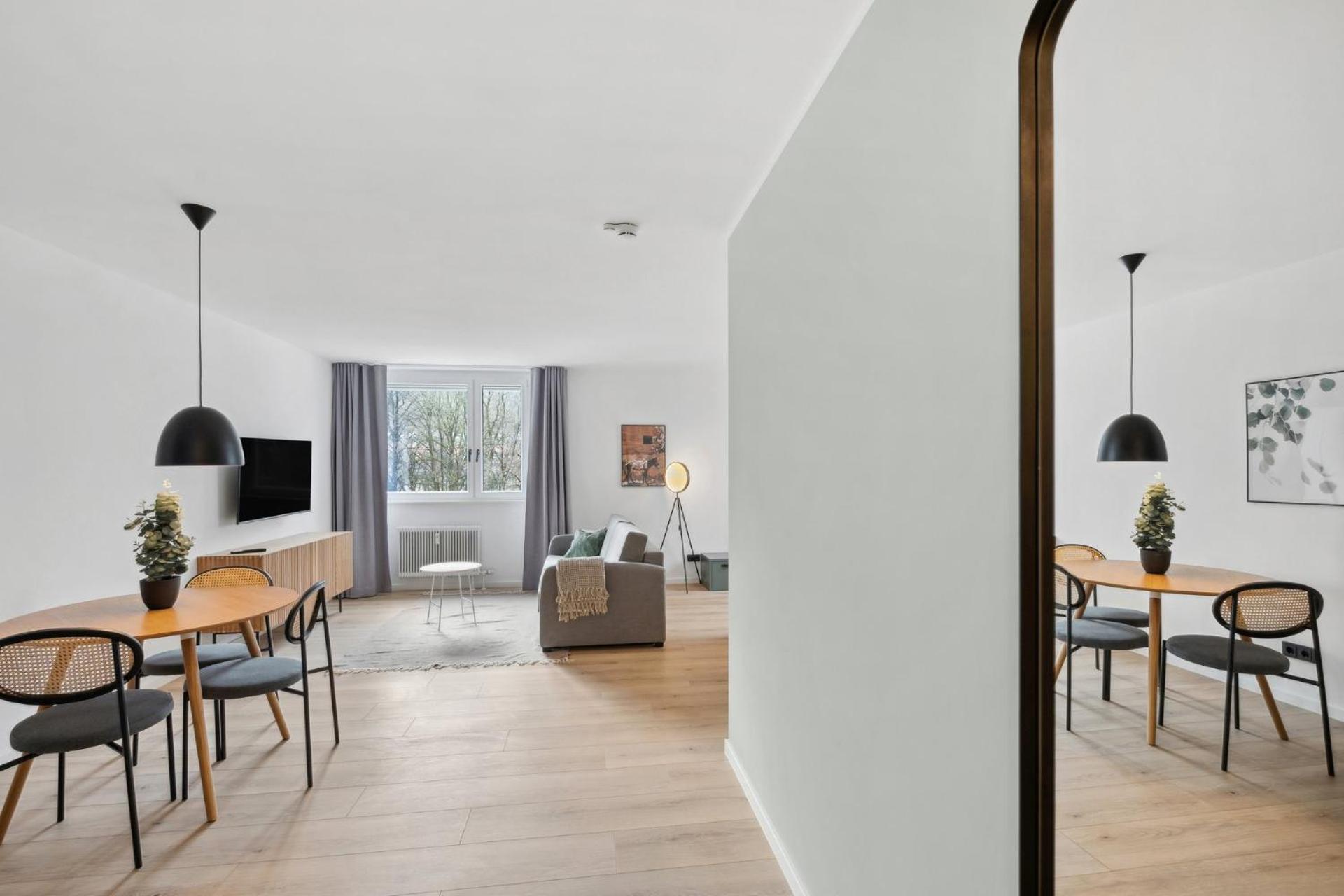 Queen Room with Sofa Bed