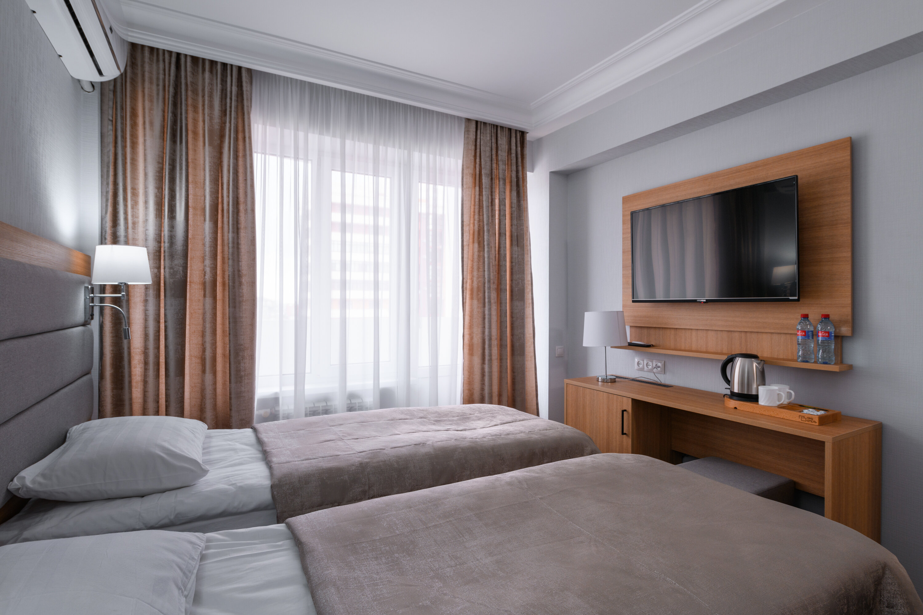 Стандарт + с балконом / две односпальные или одна большая двуспальная кровать