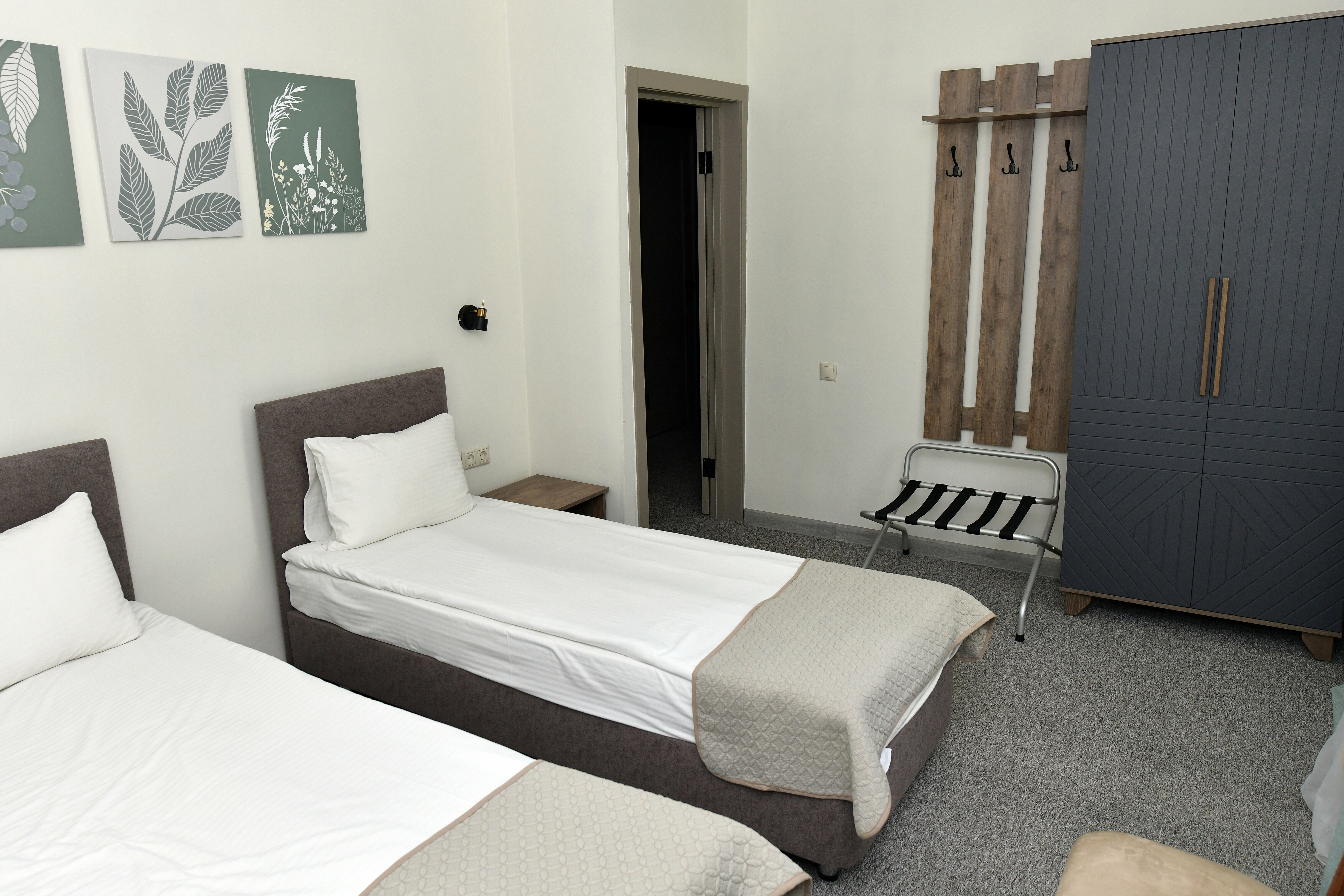 Двухместный номер с 1 кроватью или 2 отдельными кроватями и общей ванной комнатой