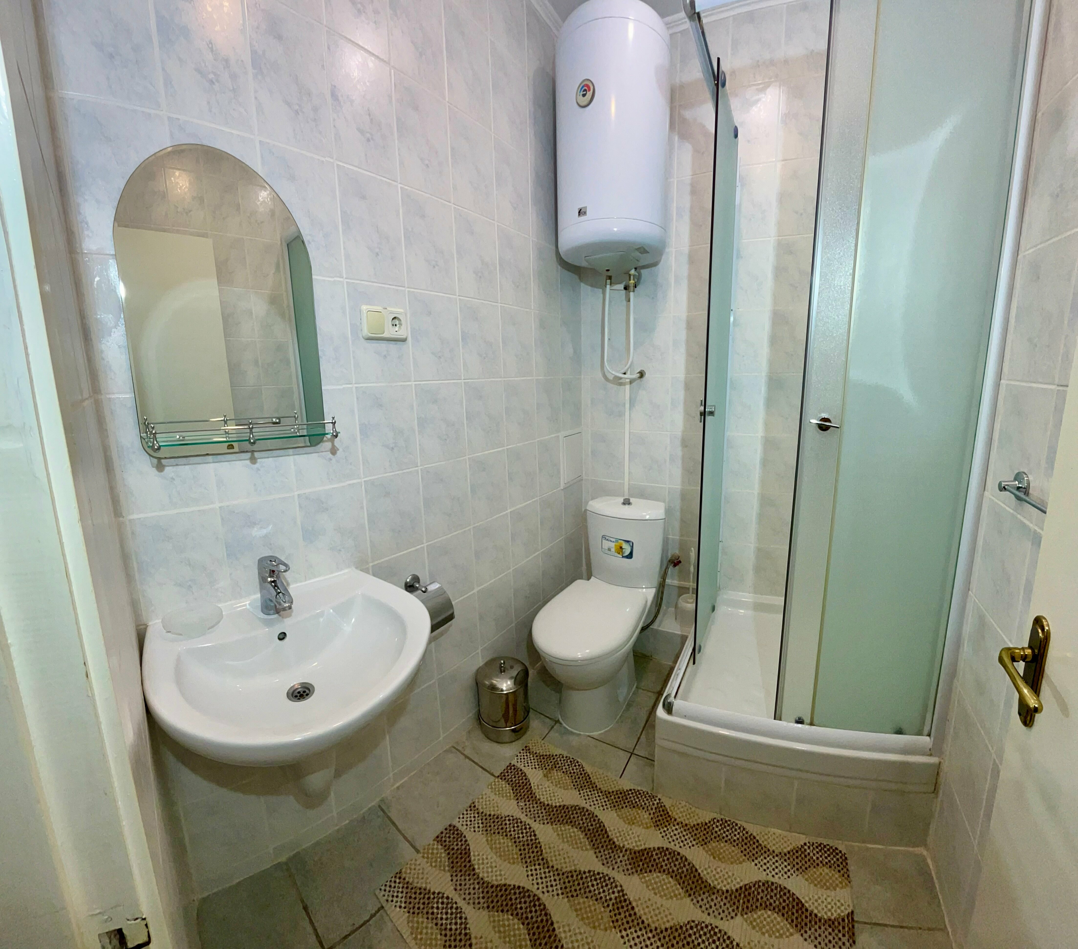 Двухместный номер с 1 кроватью или 2 отдельными кроватями и балконом