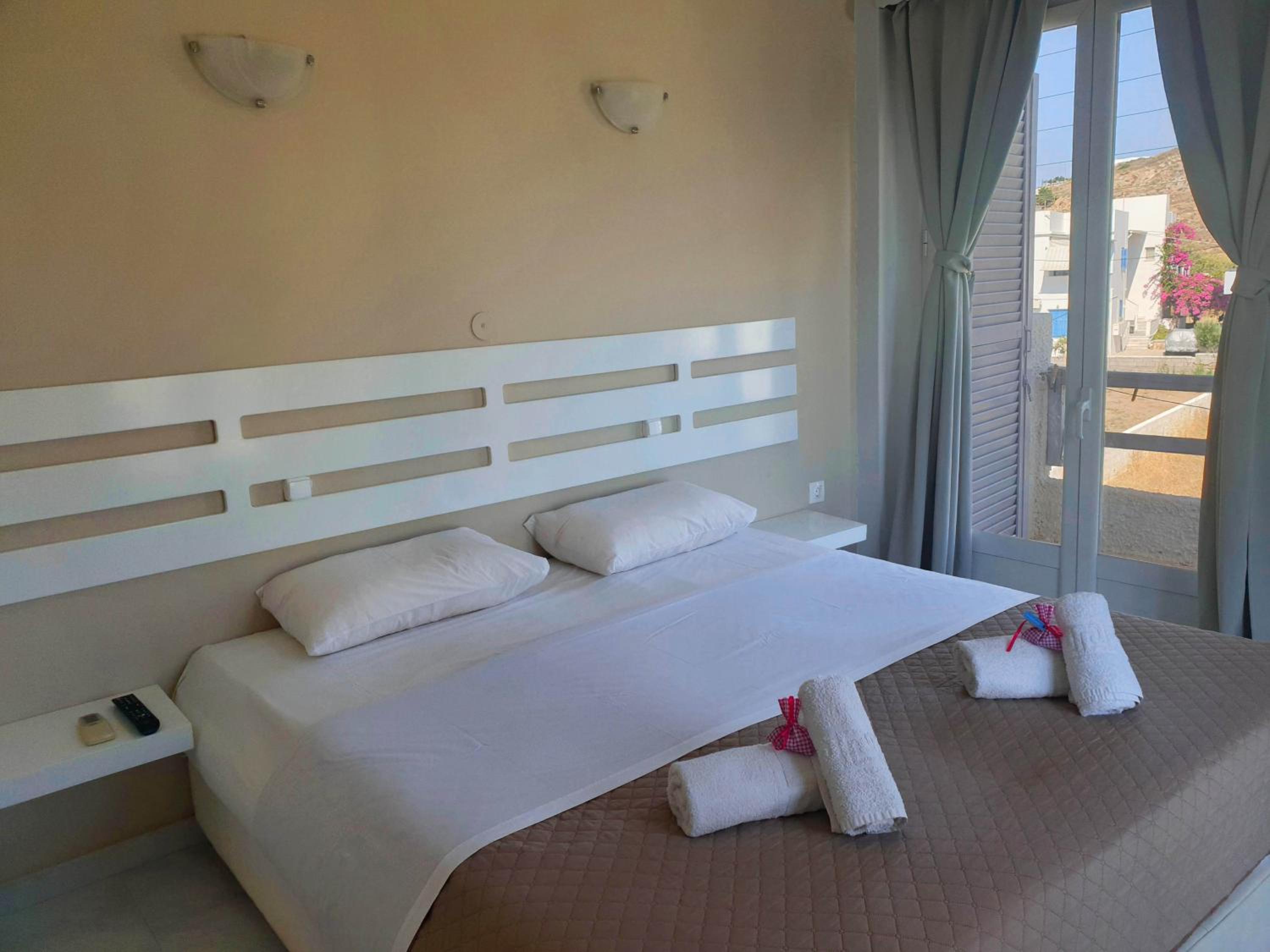 Deluxe Twin Room with Sea View