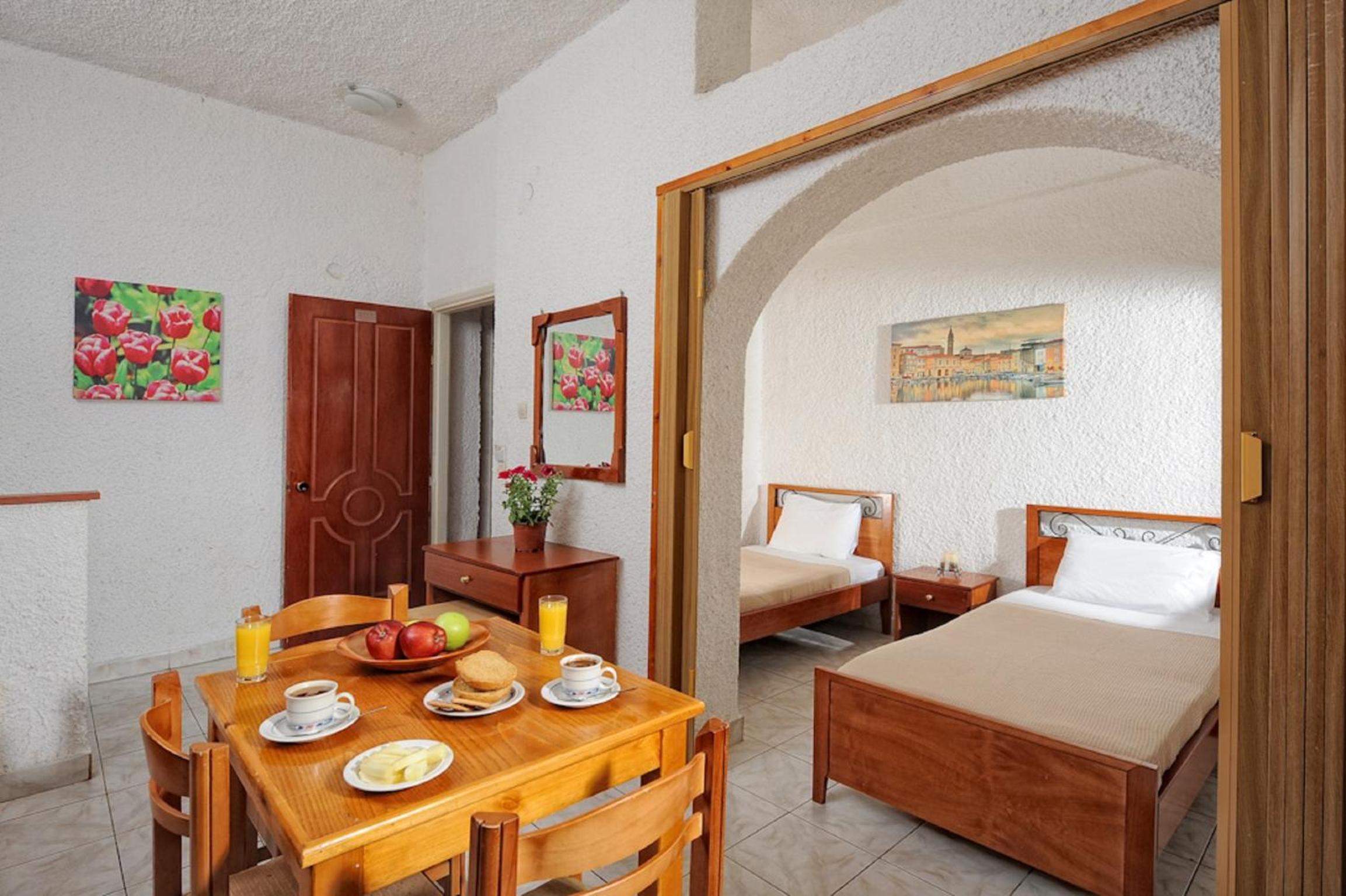 One-Bedroom Apartment with Hydromassage Shower