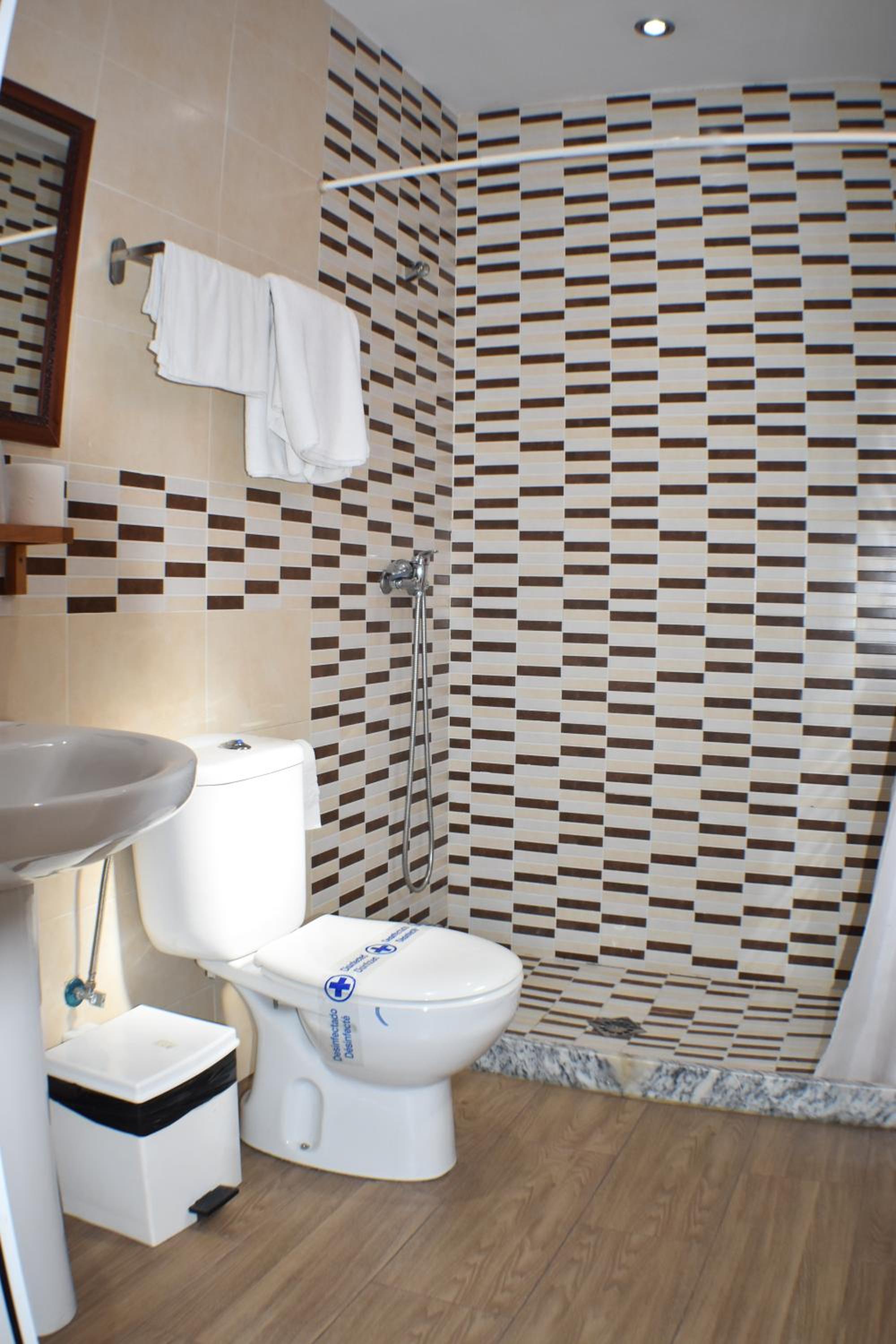Basic Triple Room