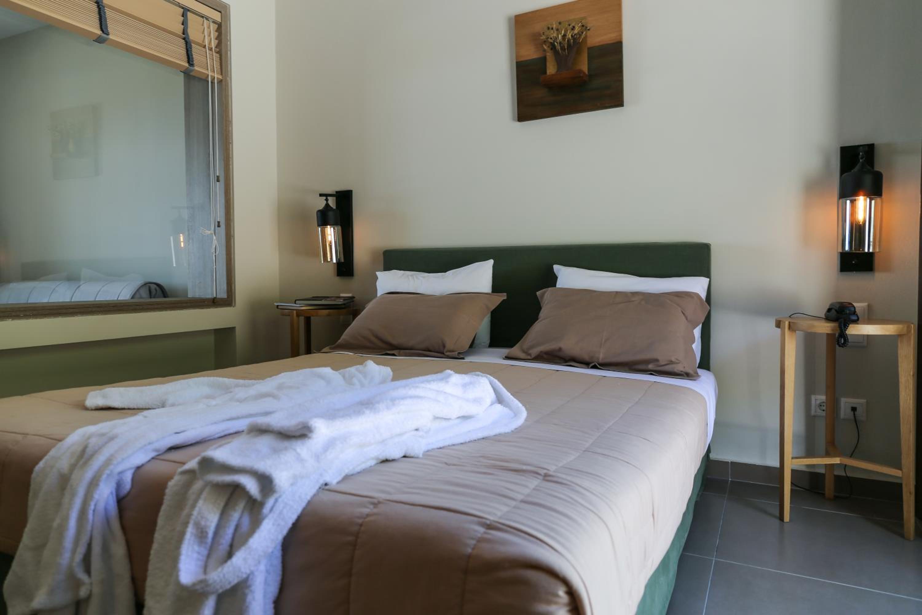 Deluxe Suite with Sea View