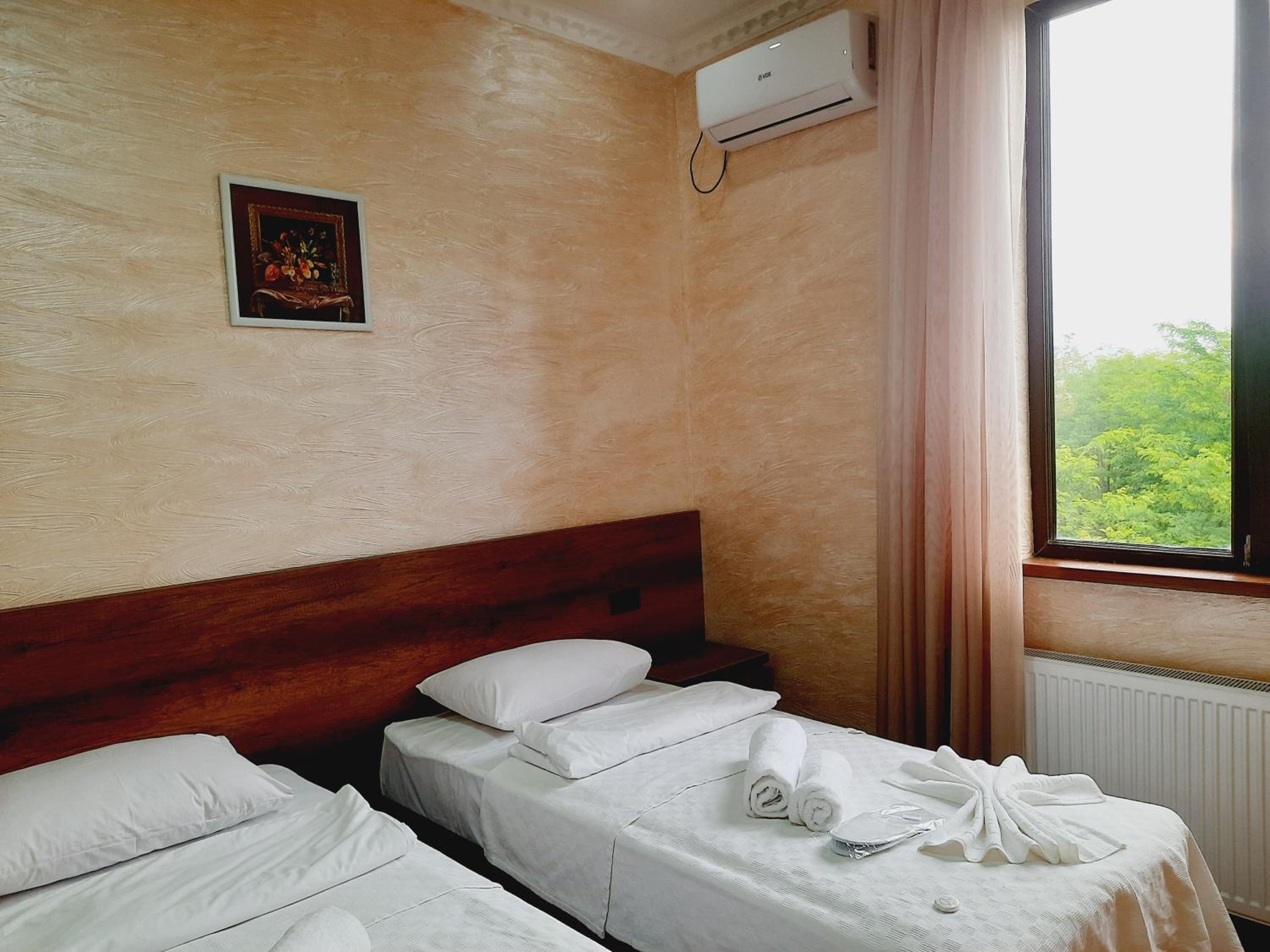 Twin Room with Bathroom