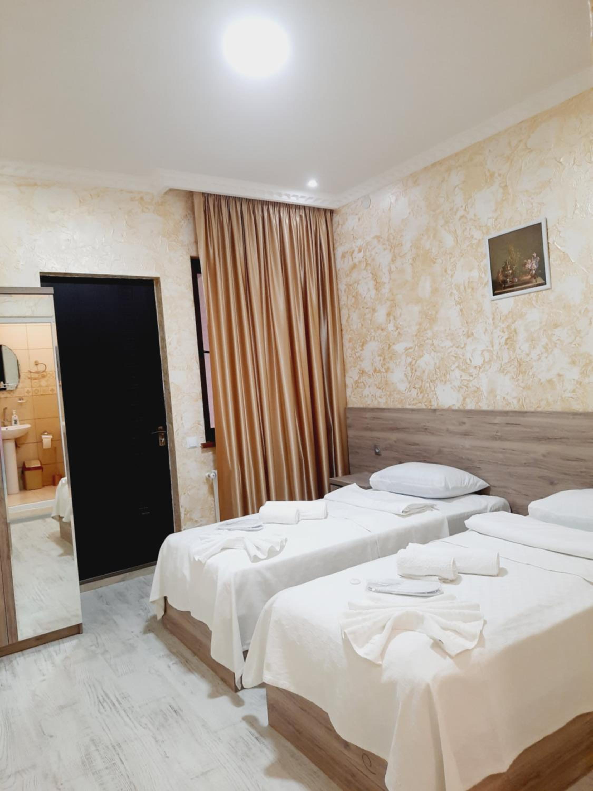 Twin Room with Bathroom