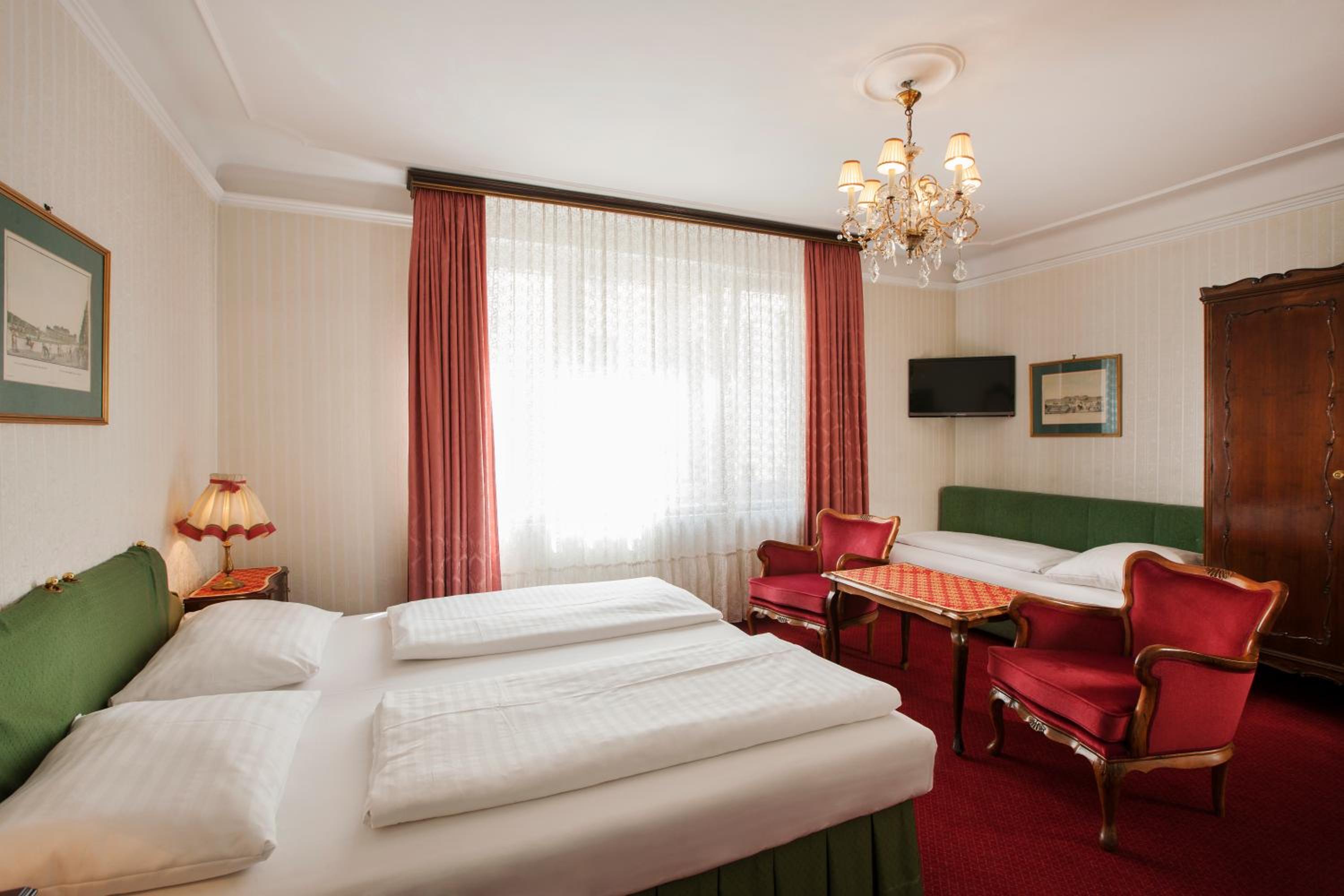 Comfort Double Room with large bathroom