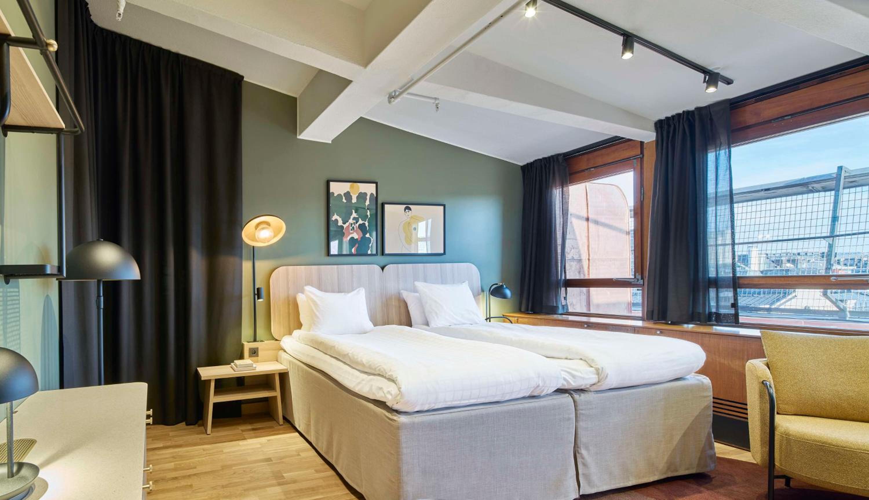 King Superior Plus Room