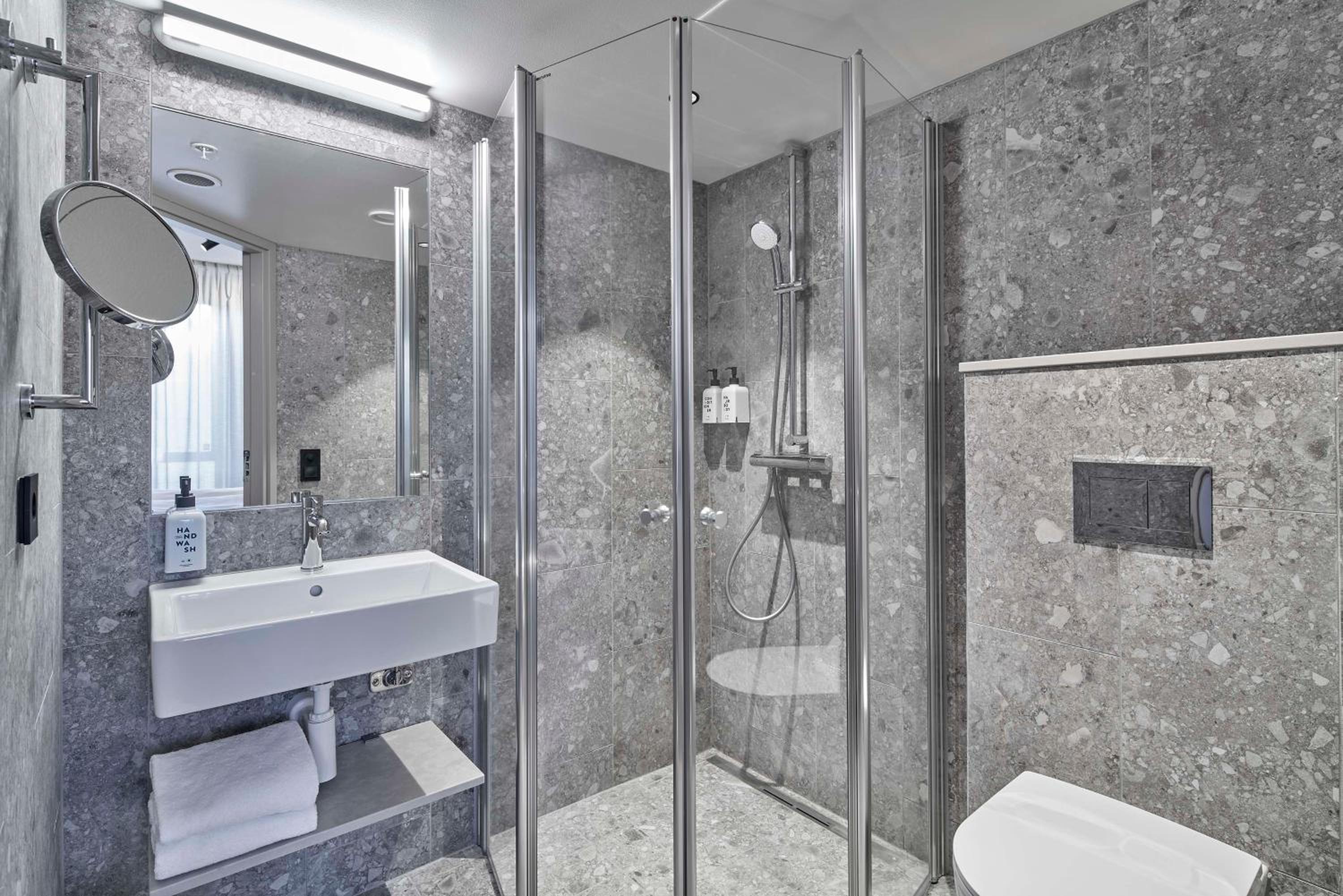 King Superior Plus Room