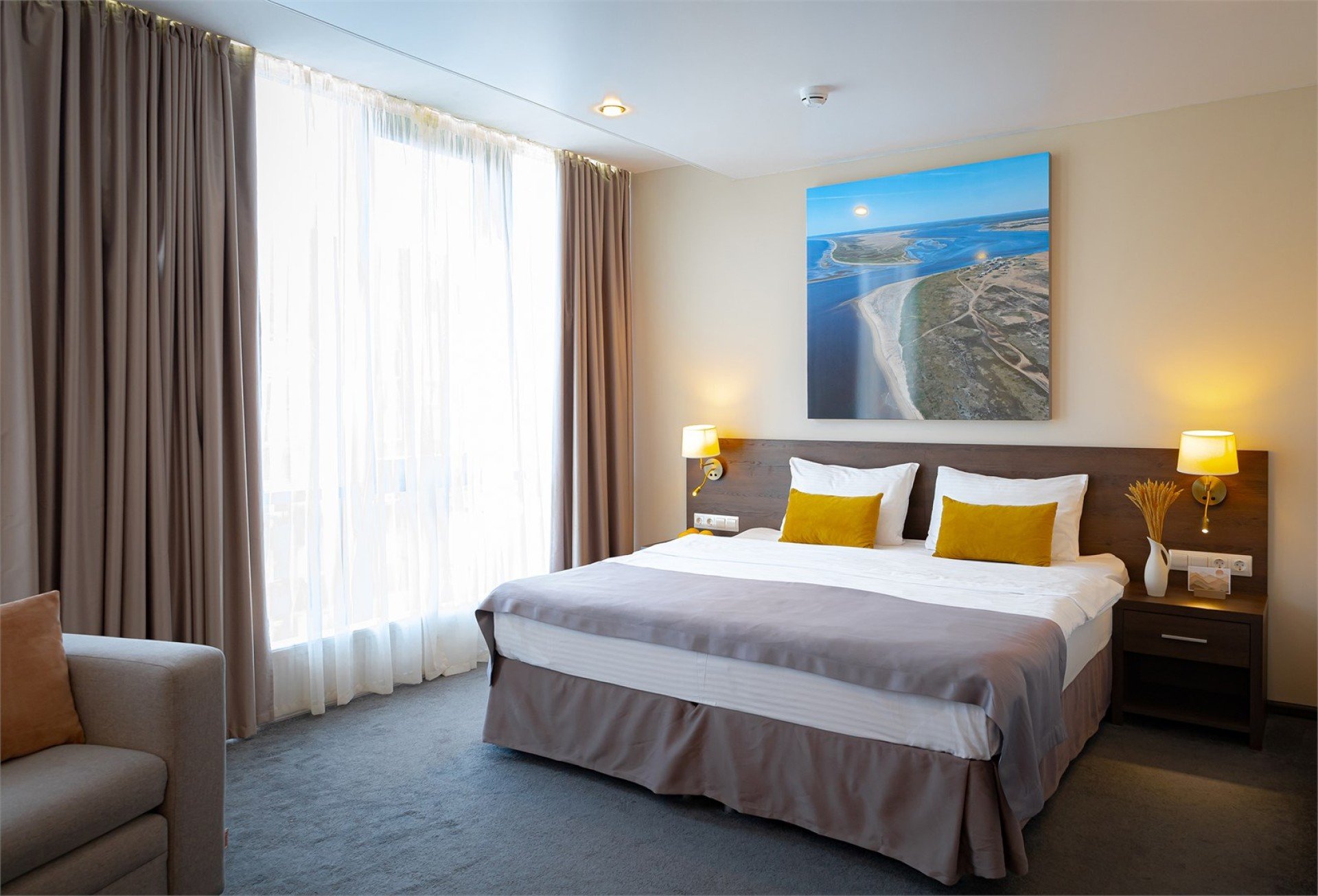 КОМФОРТ ДВУХМЕСТНЫЙ С КРЕСЛОМ (второй корпус)