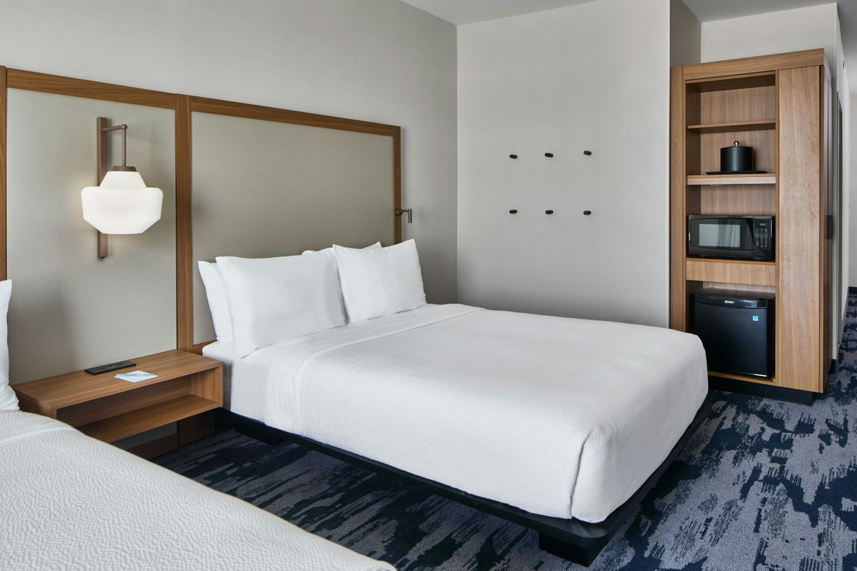 Standard Queen Room with Two Queen Beds