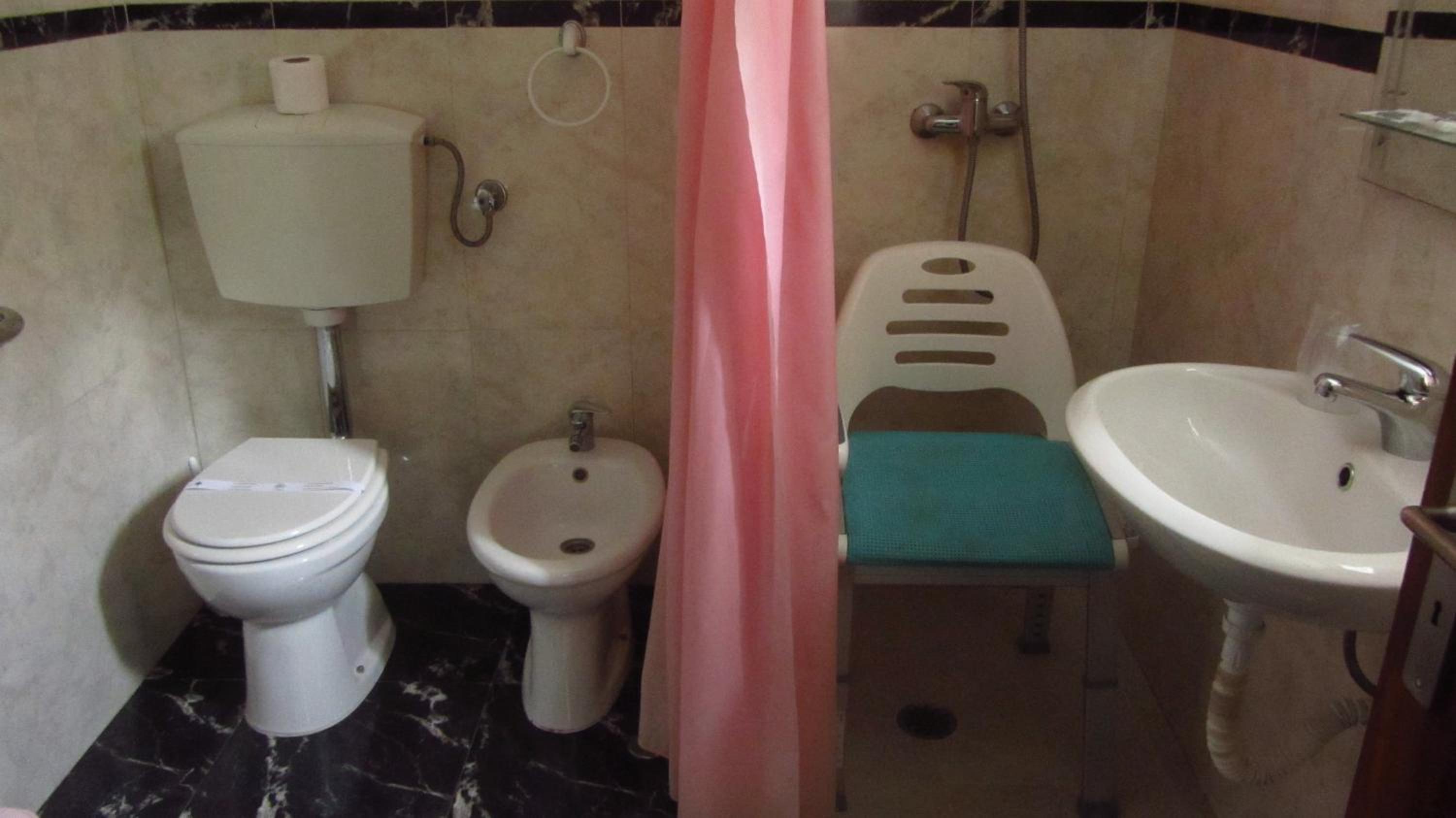 Twin Room - Disability Access