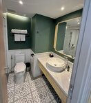 Family Room River View King Bed в The Quarter Chaophraya by Uhg