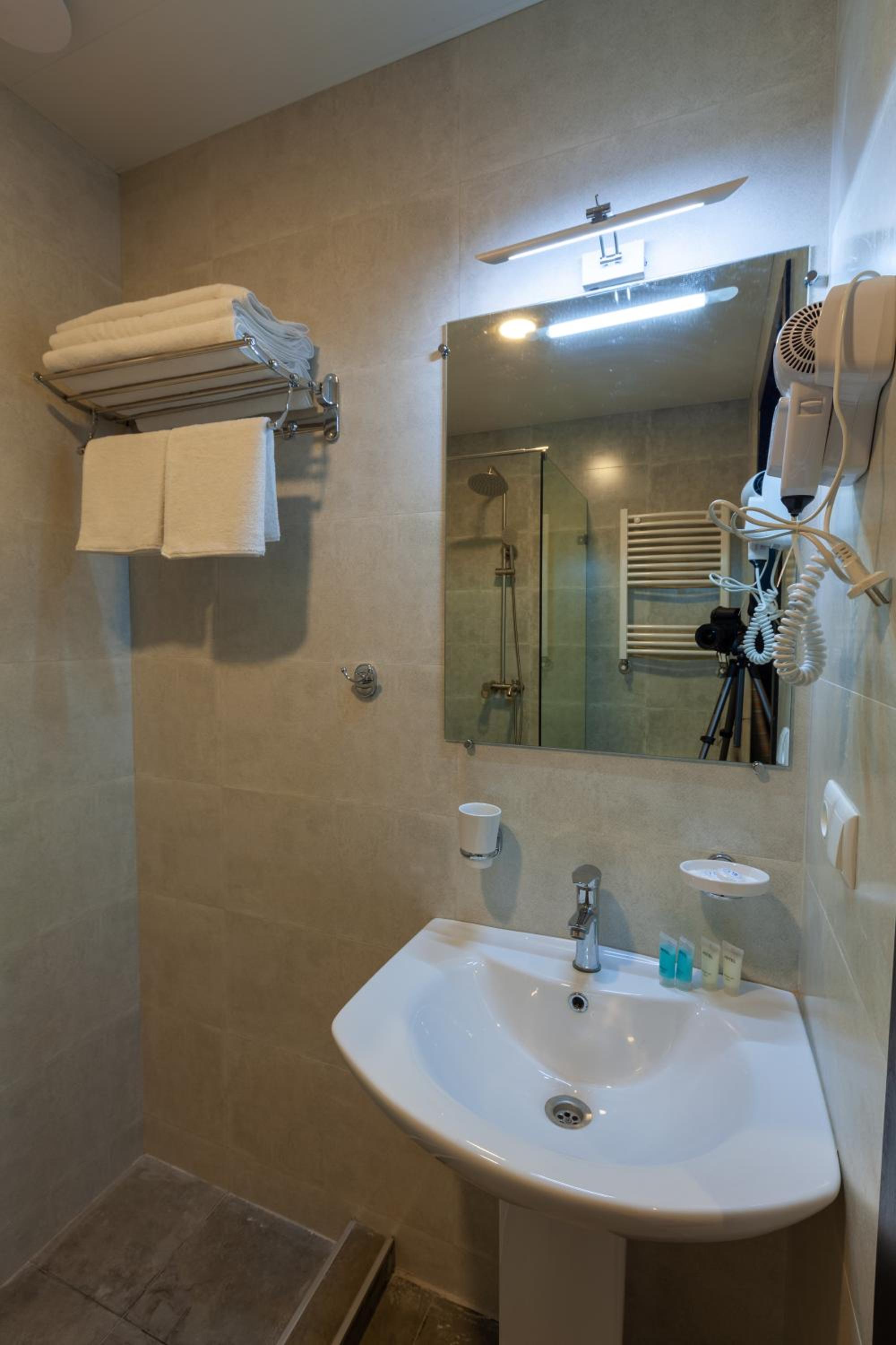 Double or Twin Room with City View