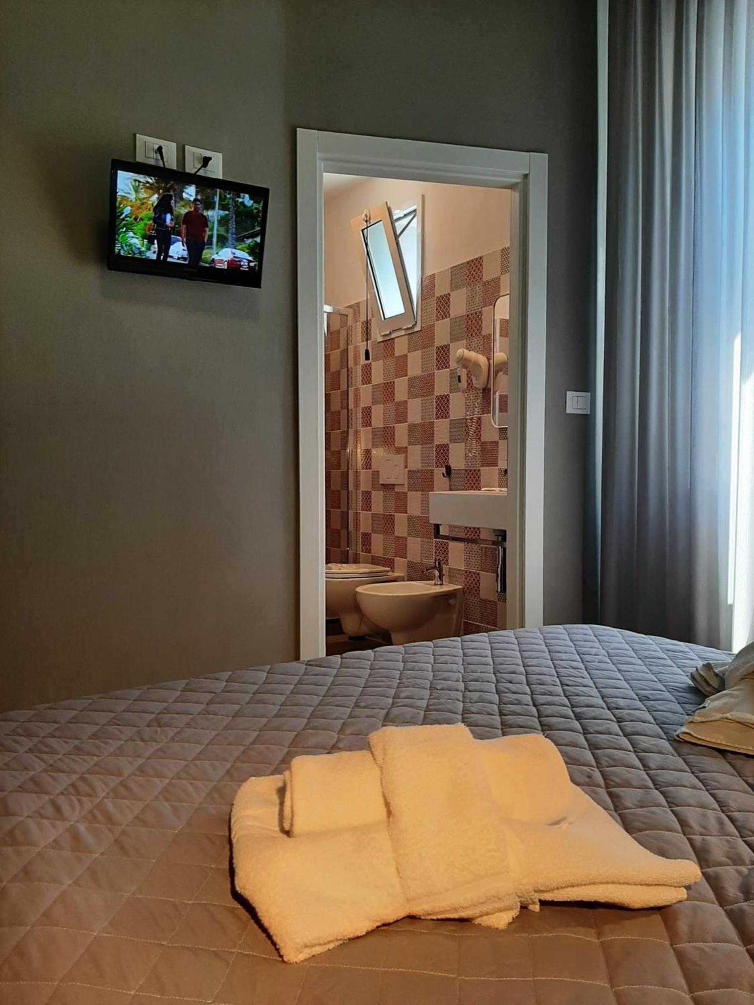 Economy Double or Twin Room