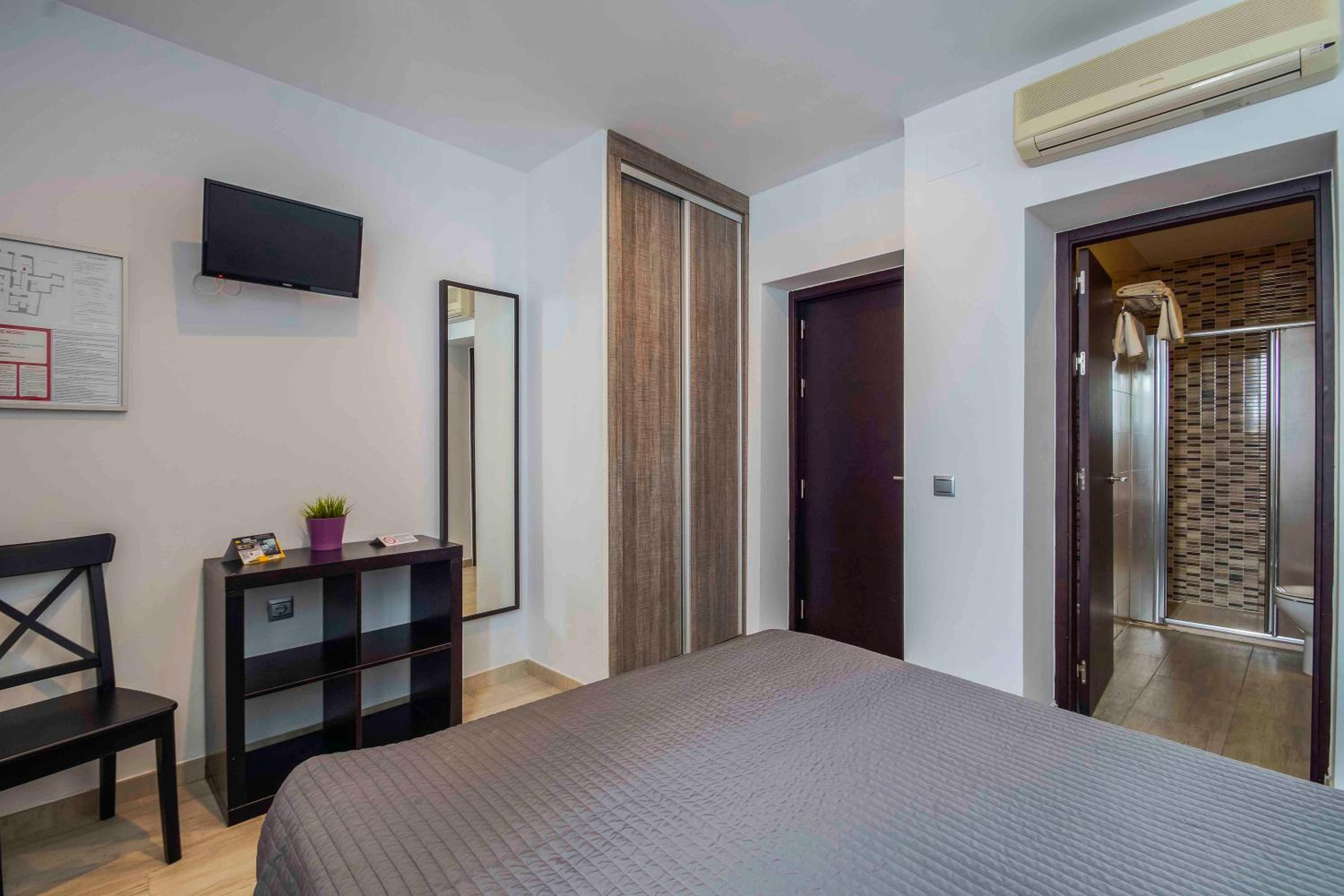 Double Room - Ground Floor