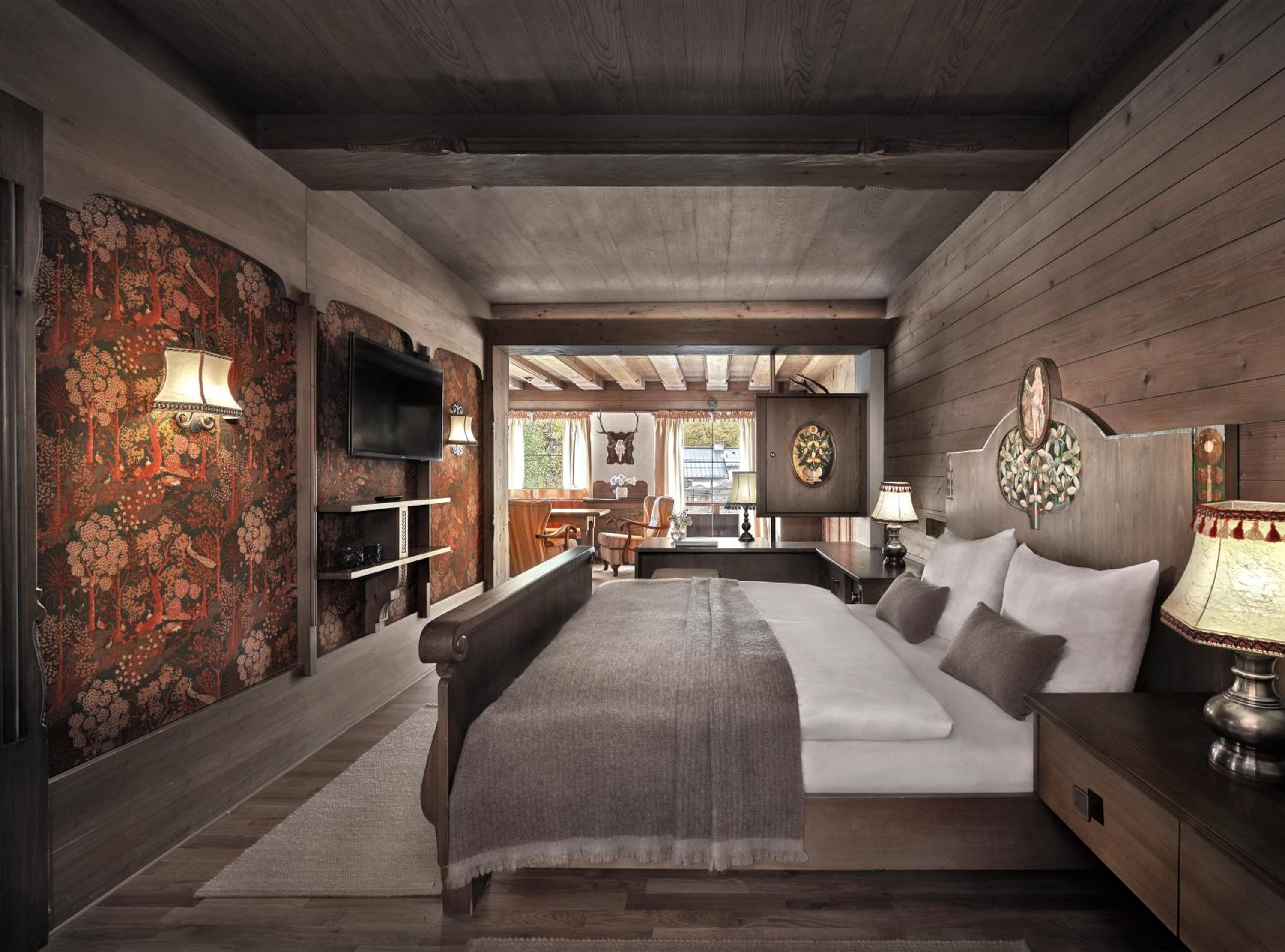 Junior Suite with Balcony