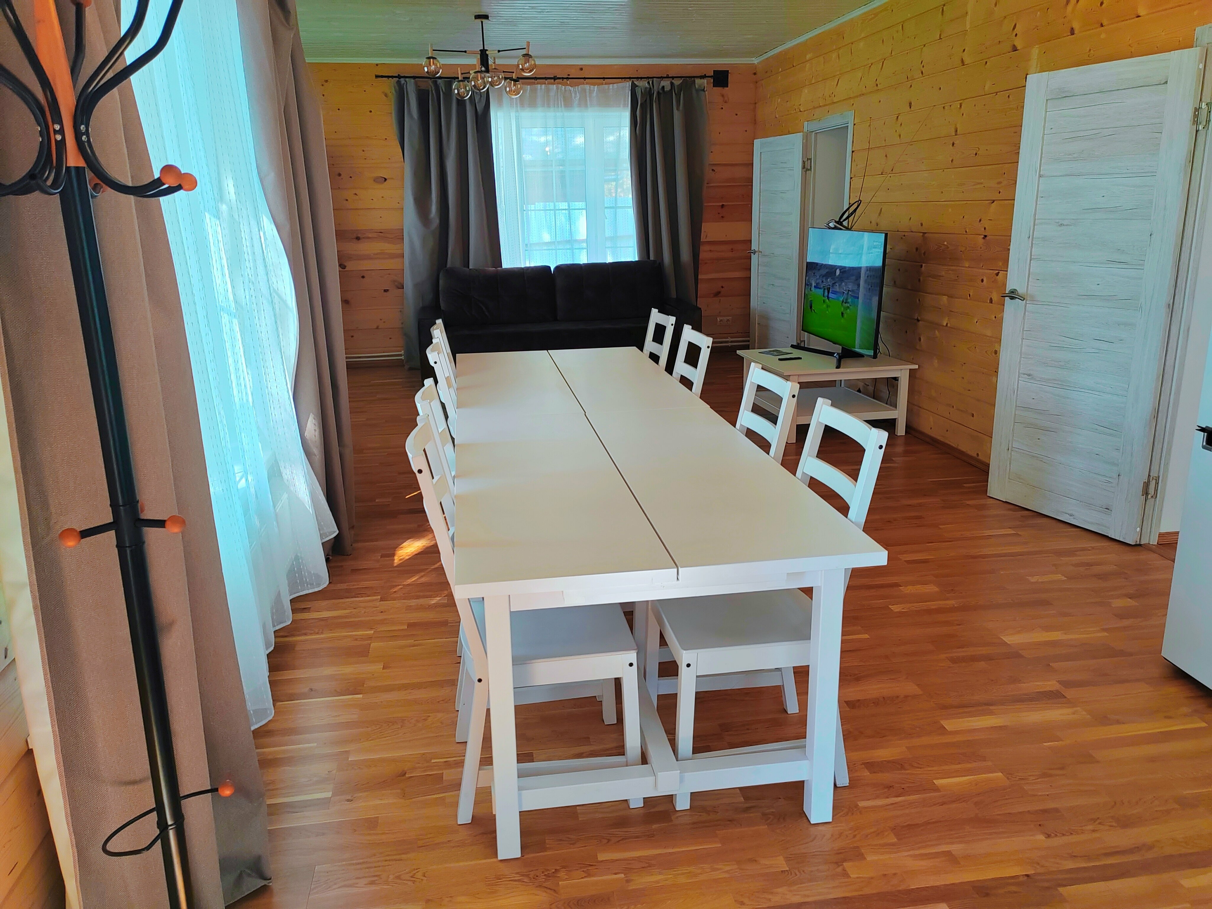 Коттедж с видом на озеро