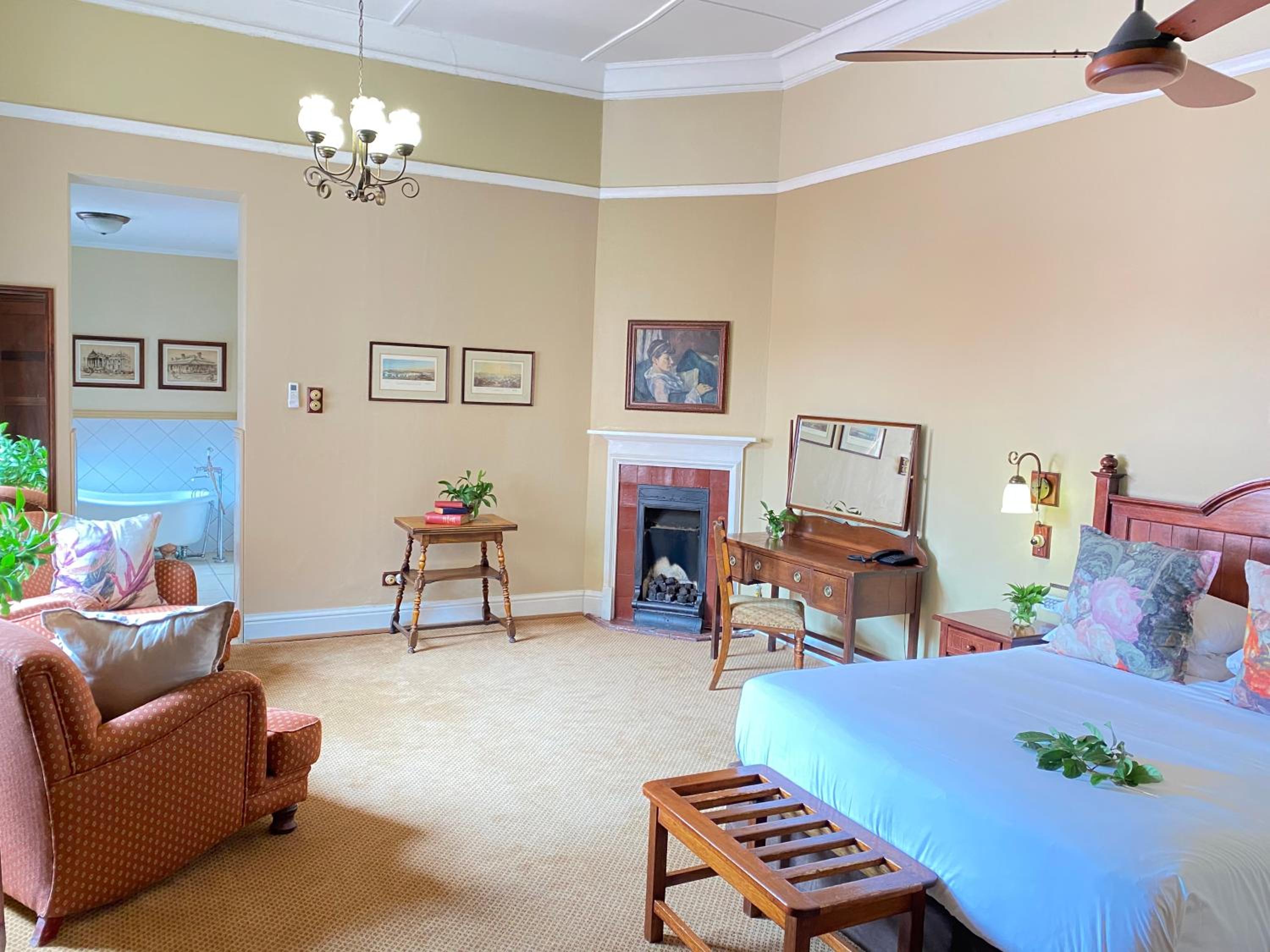 Deluxe Suite