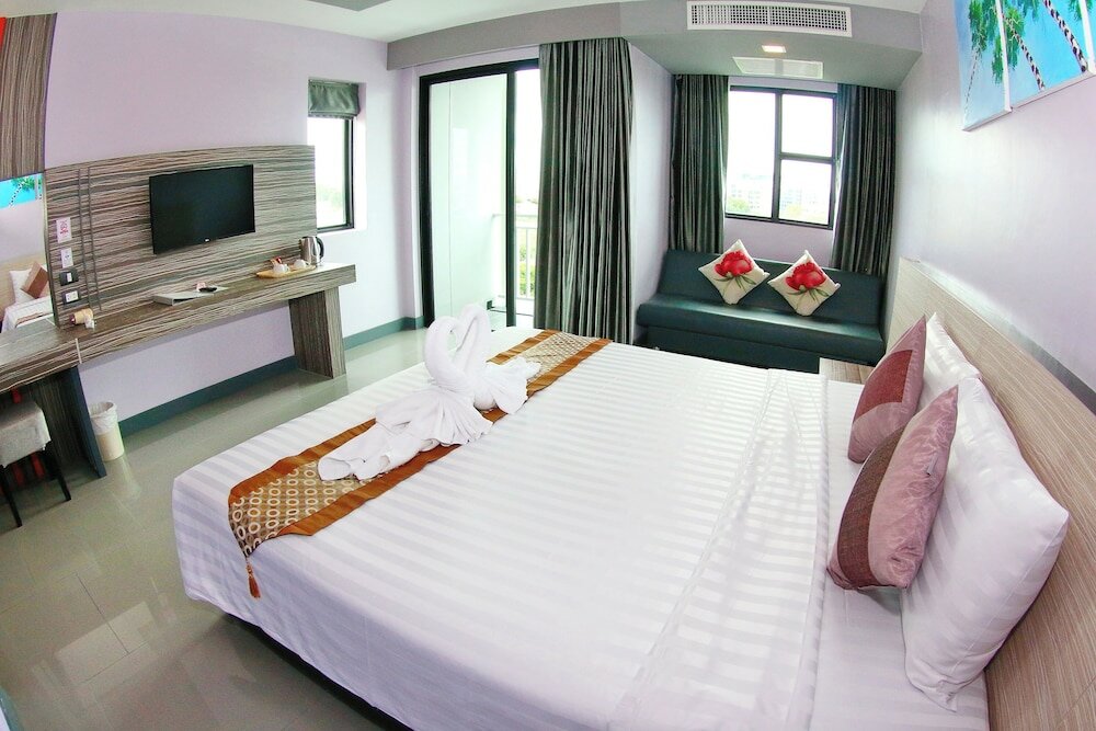 Superior Double Room, Balcony, Garden View