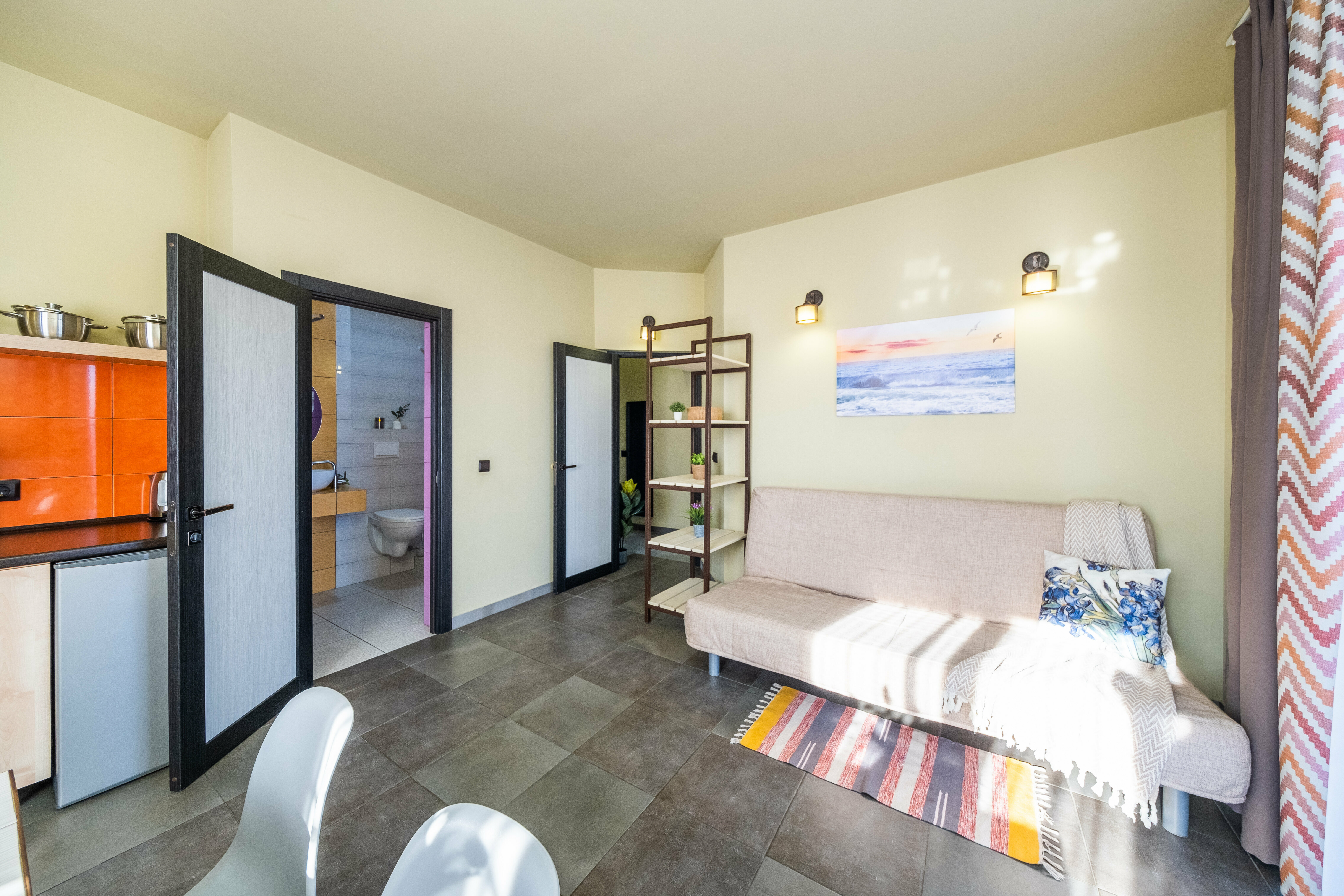 Cемейный номер с собственной ванной комнатой