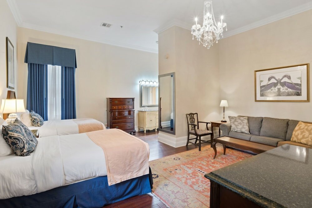Superior Suite, 2 Queen Beds