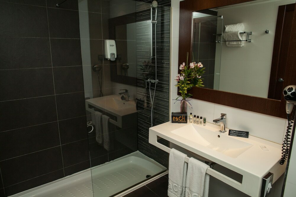 Basic Double Room