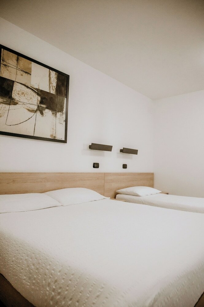 Family Quadruple Room, Balcony, Courtyard View