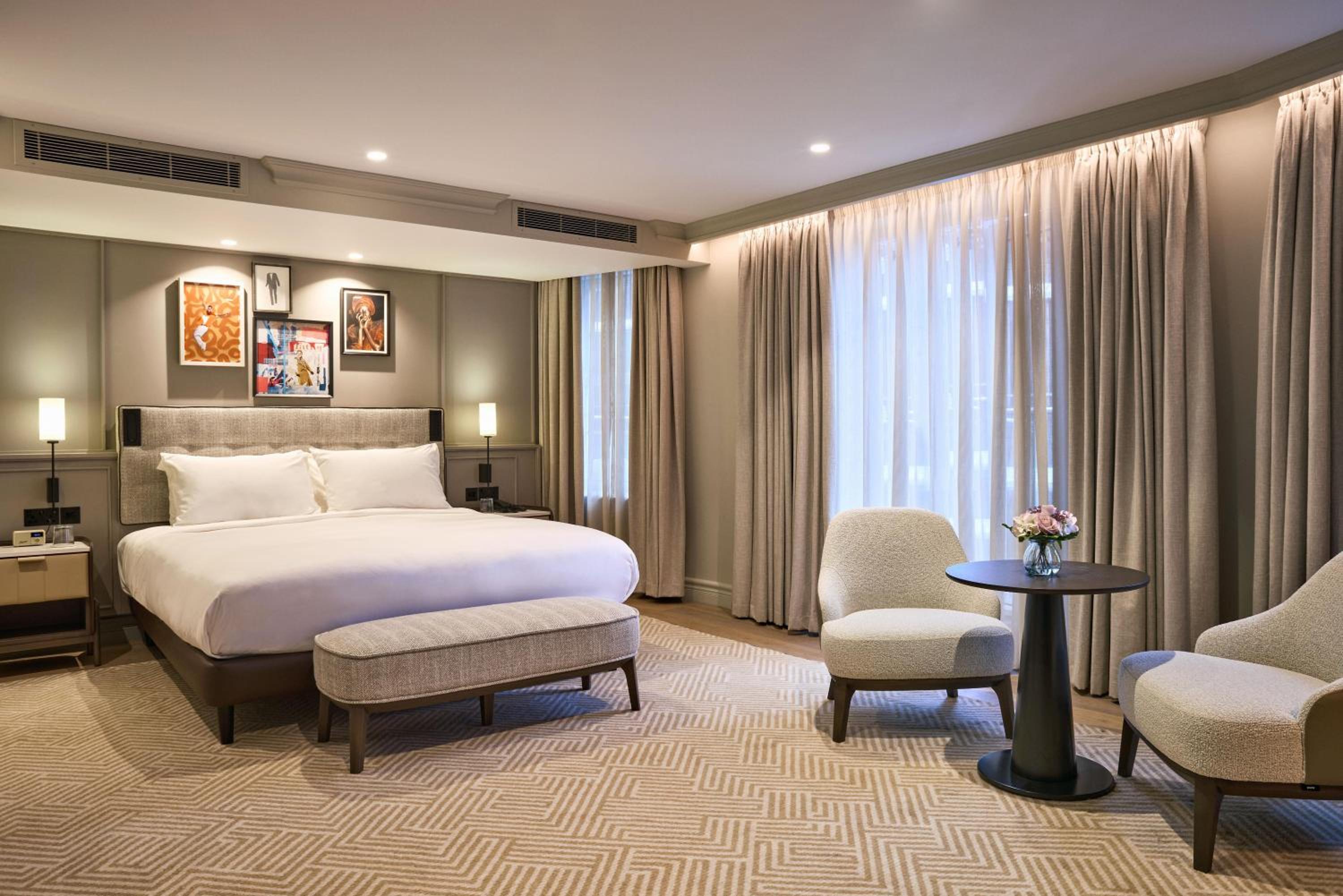 One Bedroom Suite with Terrace - City View