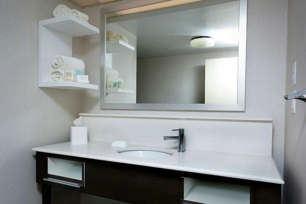 Luxury Suite, 1 King Bed, Non Smoking