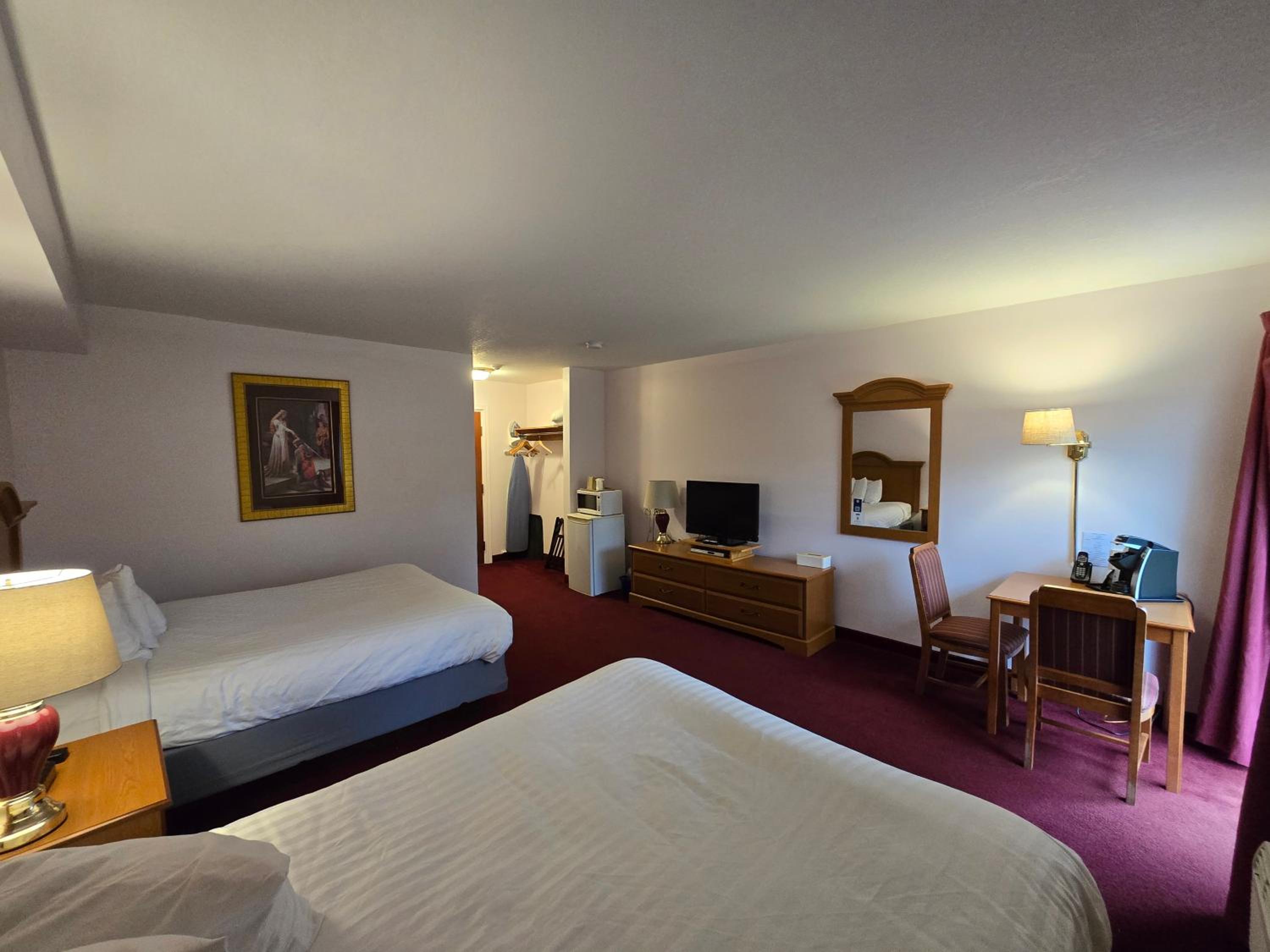 Queen Room with Two Queen Beds