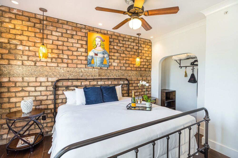 Cavalier Ocean View Suite
