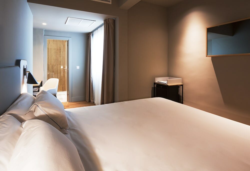 Standard Room, Courtyard View