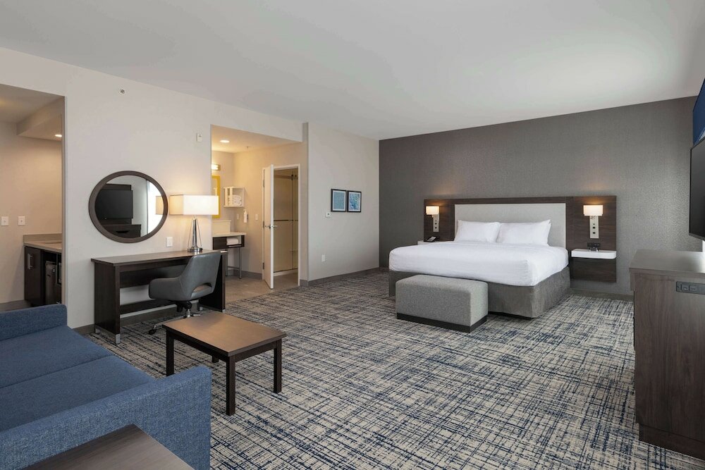 Room, 1 King Bed, Accessible, Non Smoking (Whirlpool)